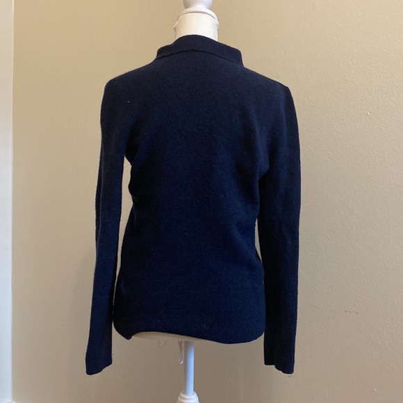 Beautiful navy collared Banana Republic sweater - Picture 2 of 8